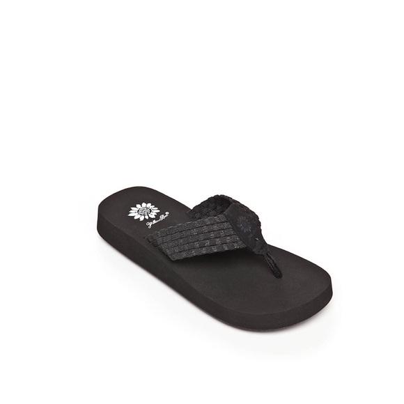 yellow box flip flops size 12